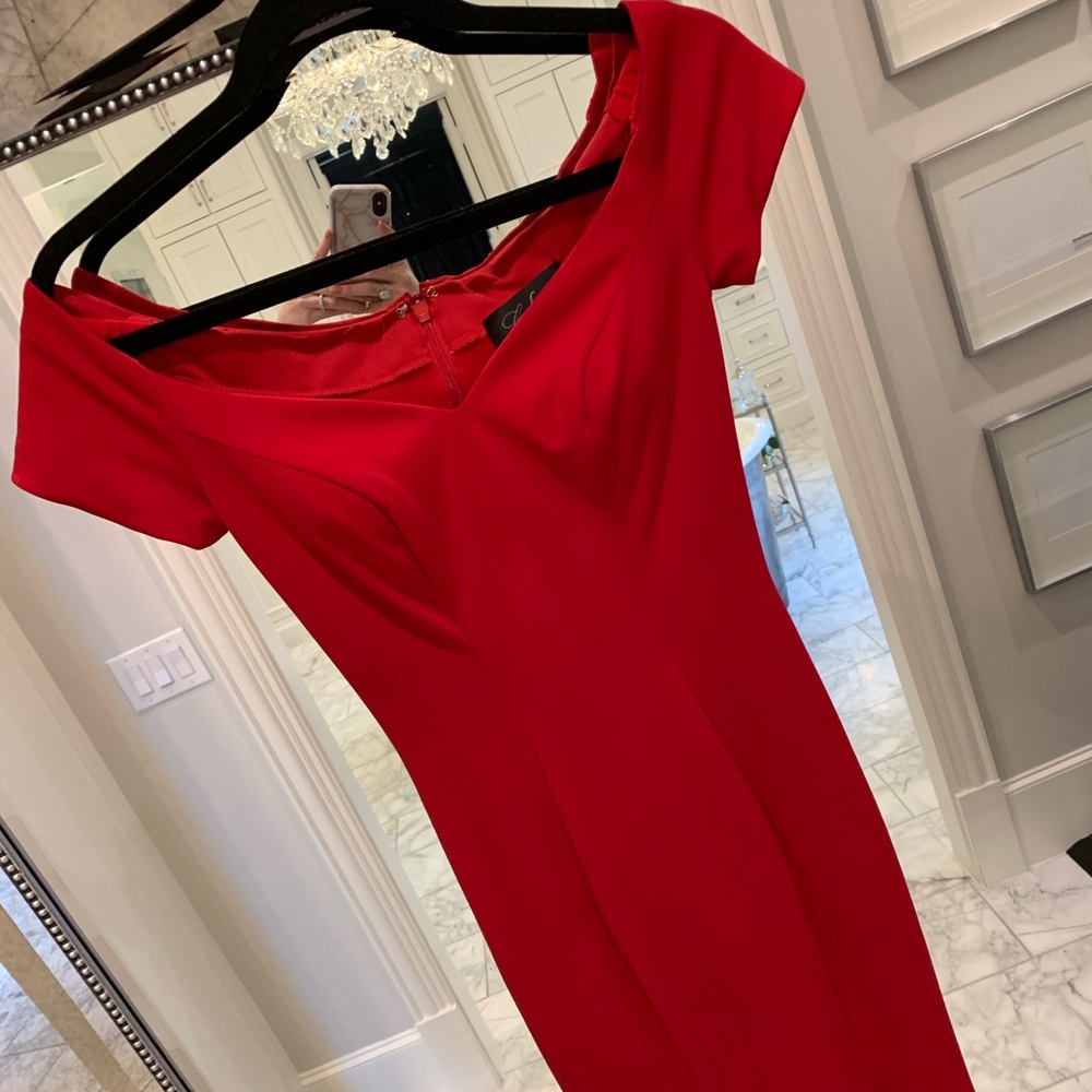 Glamorous Red Evening gown
